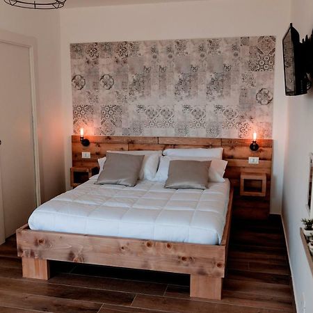 Bed and Breakfast Il Sestante à Gaète Extérieur photo